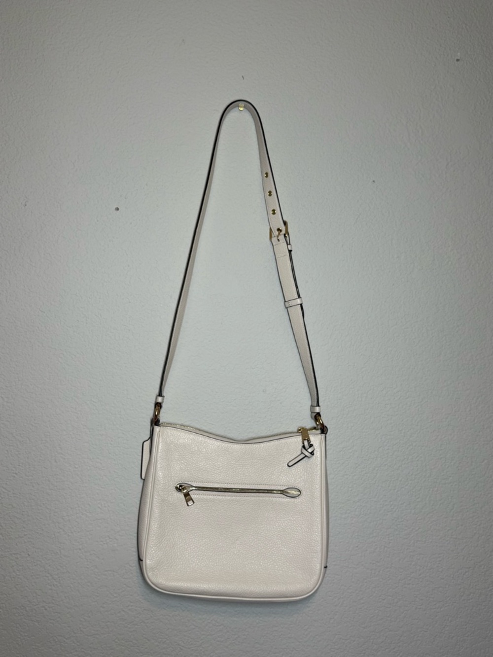 COACH | Ellie File pebble Leather Crossbody Ivory Bag - Picture 3 of 8